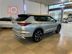 ميتسوبيشي اوتلاندر